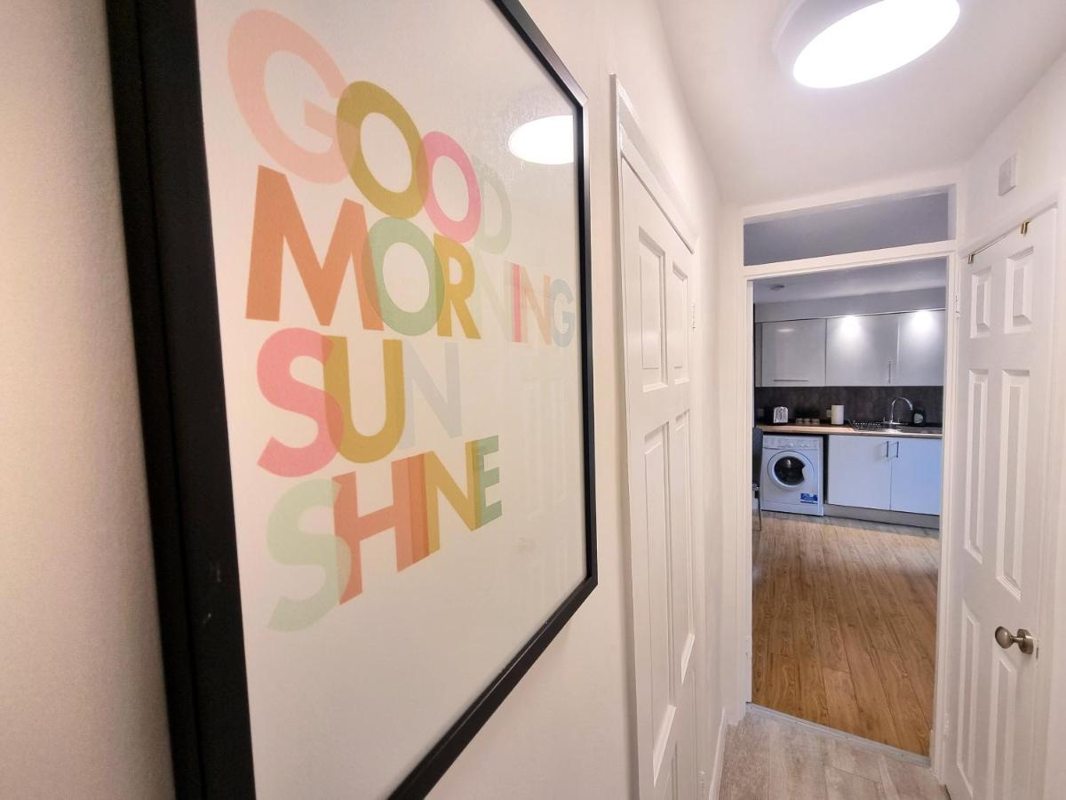 Cosy Apartment Nearby Train Station! Watford  Exterior foto